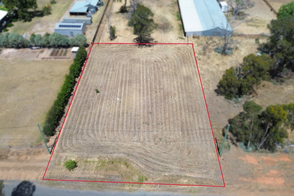 103 Denison Street, Berrigan, NSW, 2712 - Image 2