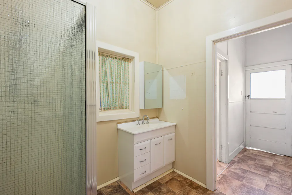 37 Mansfield Road, Euroa, VIC, 3666 - Image 6