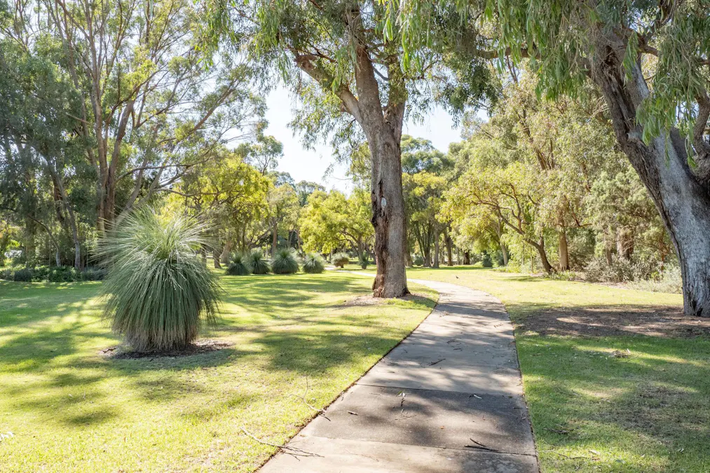 56 Ridley Way South , Medina, WA, 6167 - Image 33