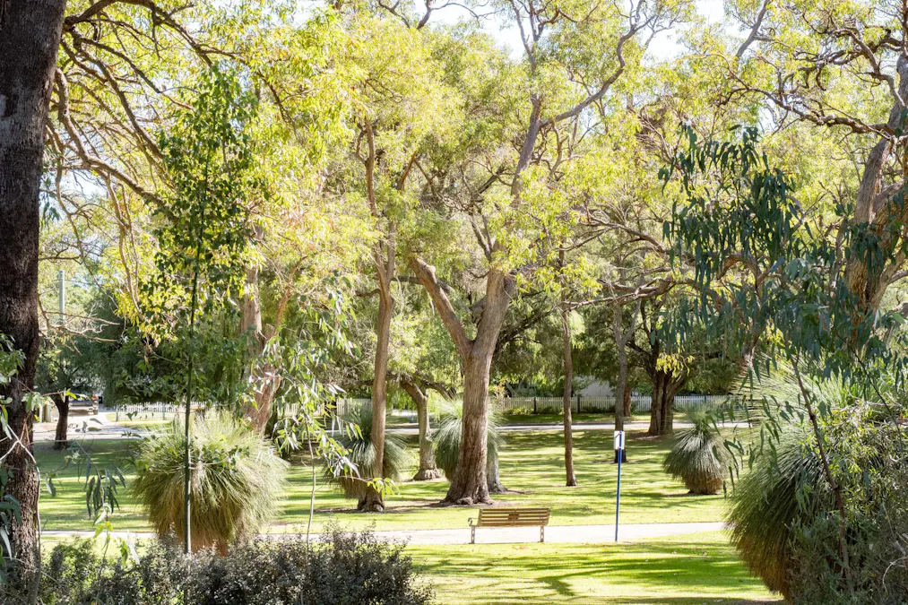 56 Ridley Way South , Medina, WA, 6167 - Image 34