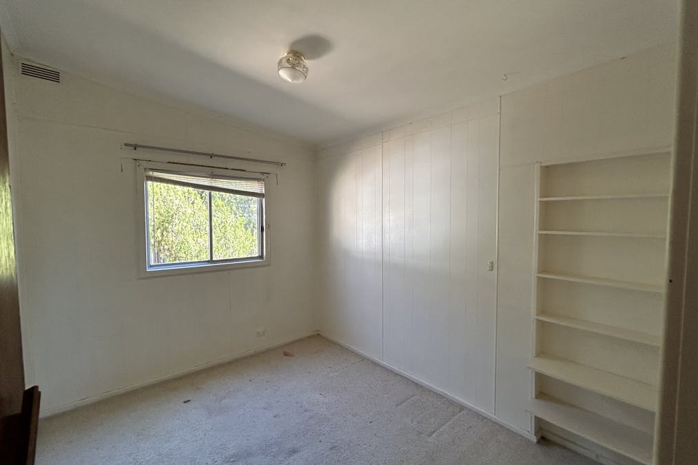 61 Tenth Street, Renmark, SA, 5341 - Image 6