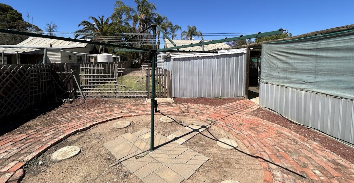 61 Tenth Street, Renmark, SA, 5341 - Image 8