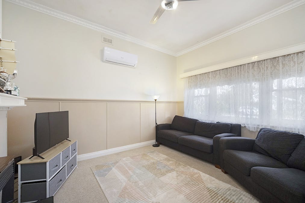 26 Gordon Street, Hamilton, VIC, 3300 - Image 6