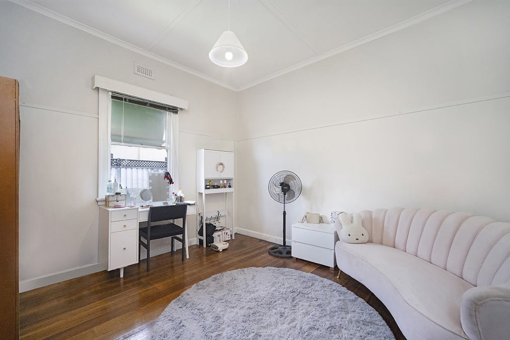 26 Gordon Street, Hamilton, VIC, 3300 - Image 8