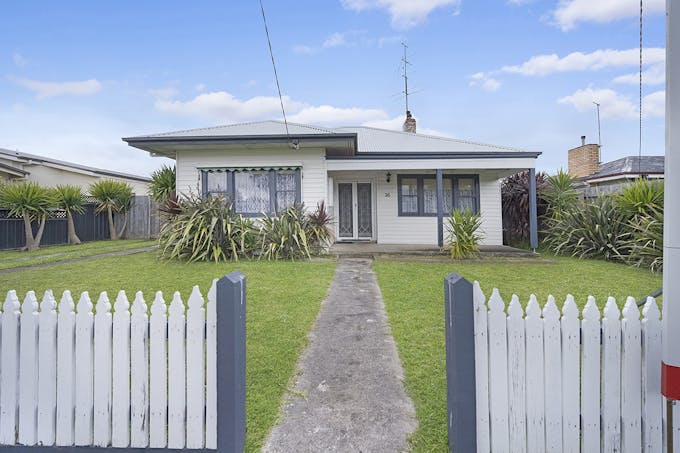 26 Gordon Street, Hamilton, VIC, 3300 - Image 1