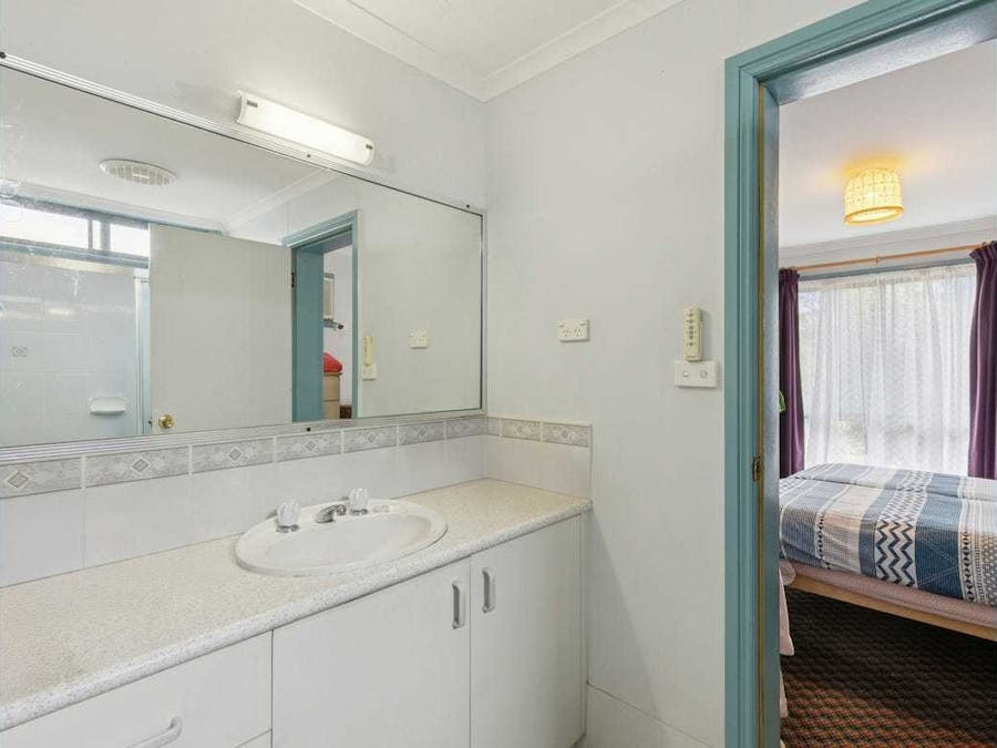 27 Irvine Parade, Yarrawonga, VIC, 3730 - Image 7