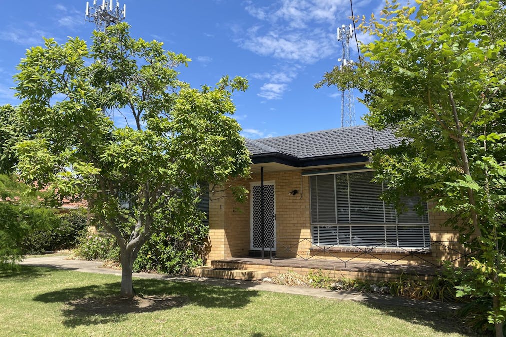 11 Hume Street, Yarrawonga, VIC, 3730 - Image 1