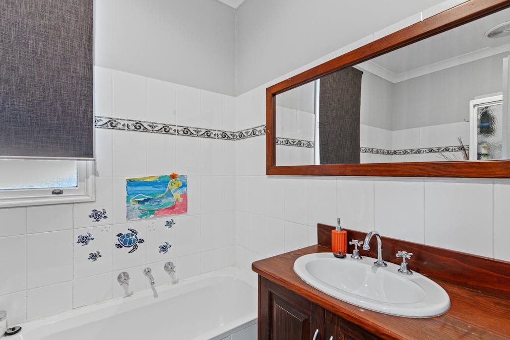 21 Moore Street, Blyth, SA, 5462 - Image 17