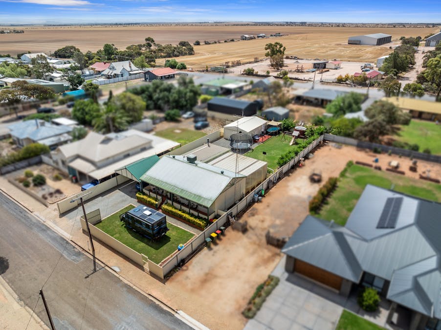 21 Moore Street, Blyth, SA, 5462 - Image 25