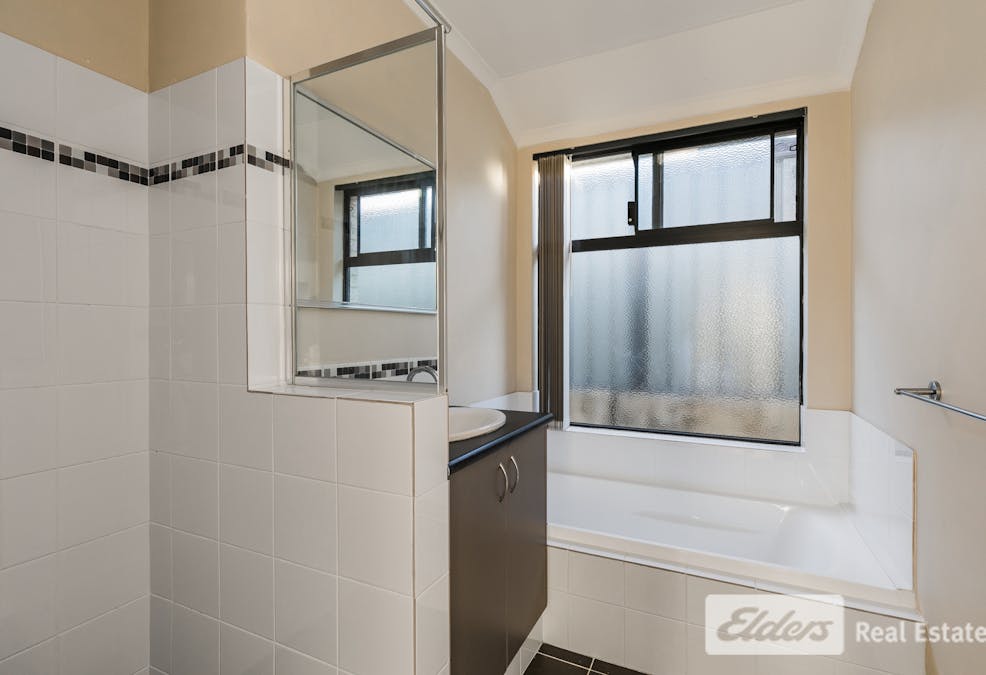 21 Cervantes Avenue, Baldivis, WA, 6171 - Image 15