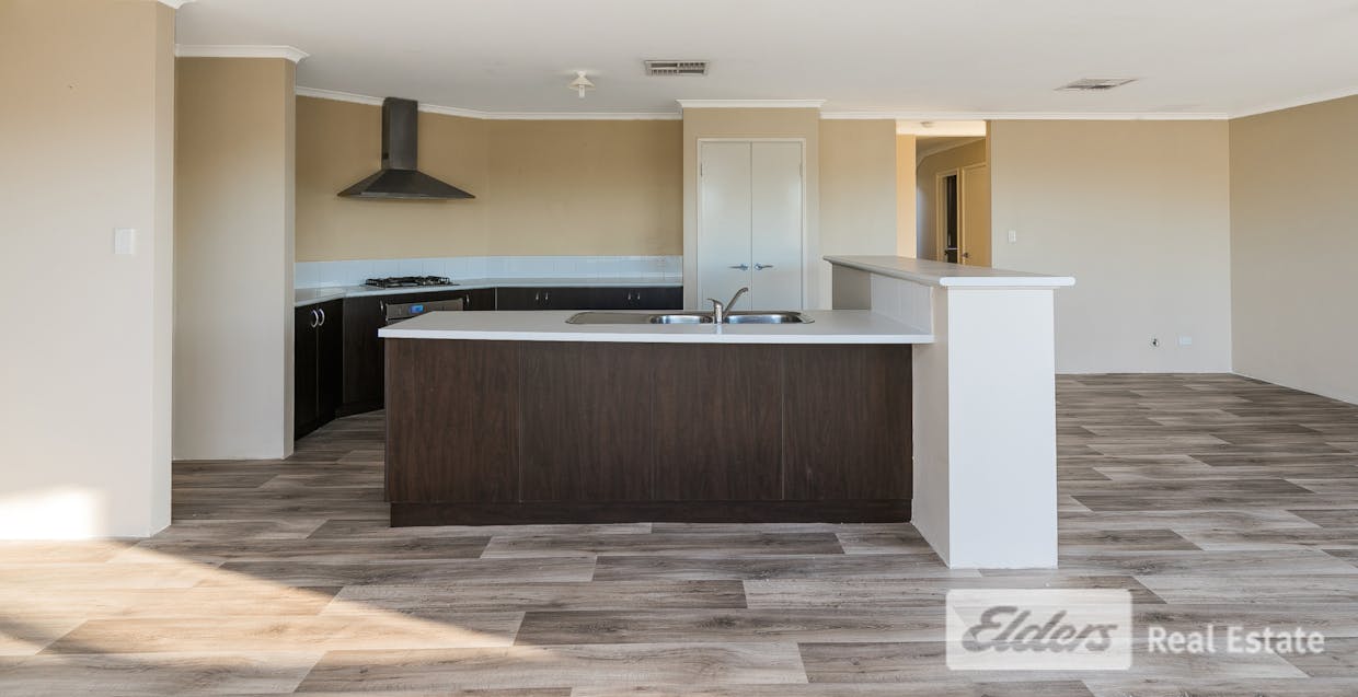 21 Cervantes Avenue, Baldivis, WA, 6171 - Image 7