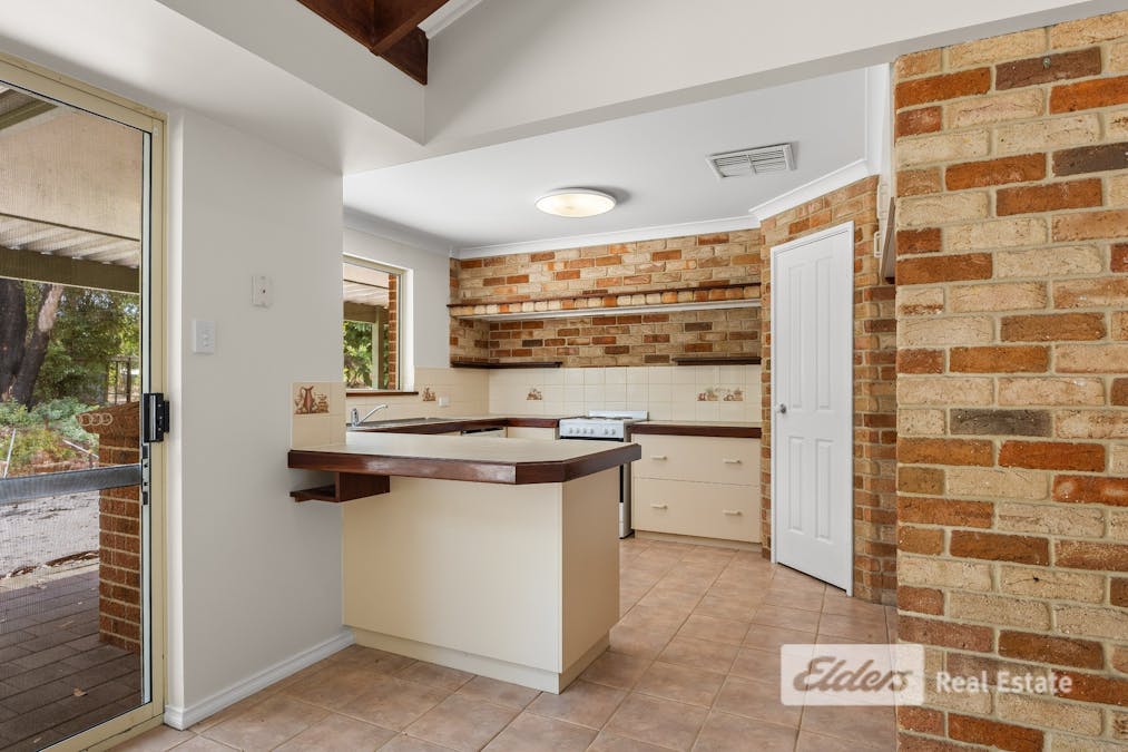 4 Estuarine Court, Leschenault, WA, 6233 - Image 3