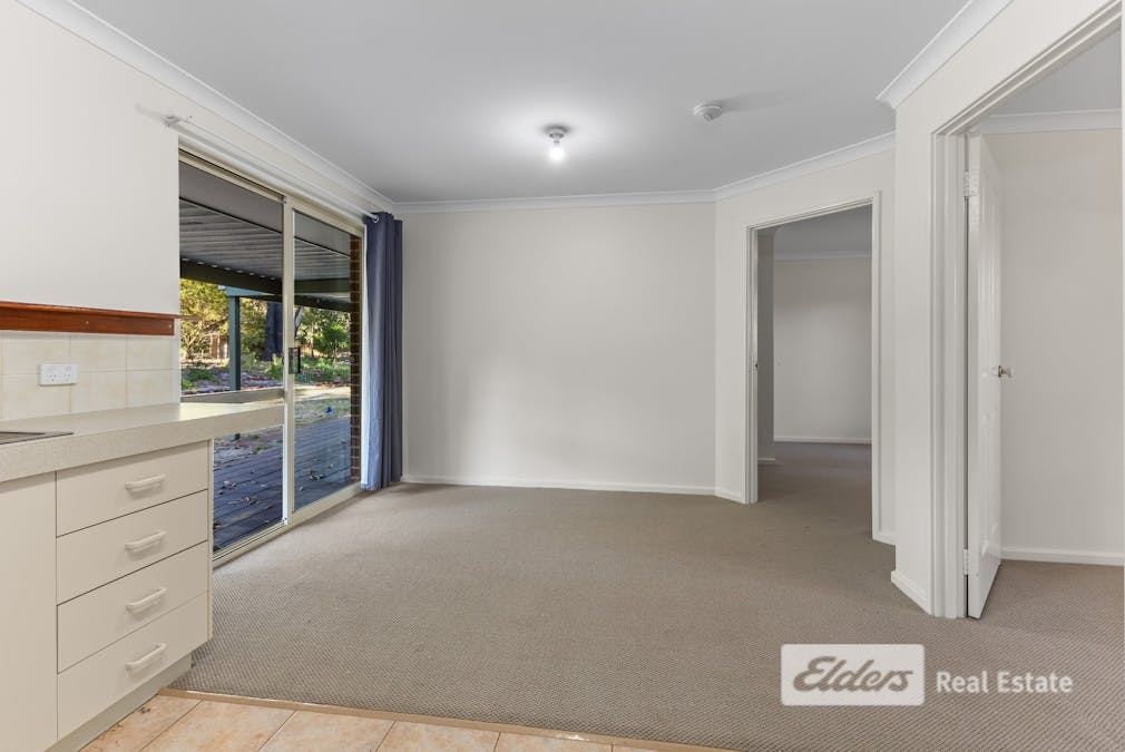 4 Estuarine Court, Leschenault, WA, 6233 - Image 11