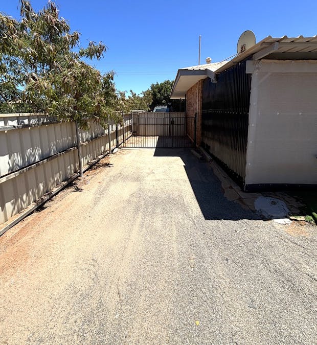 48 Shallcross Street, East Carnarvon, WA, 6701 - Image 16