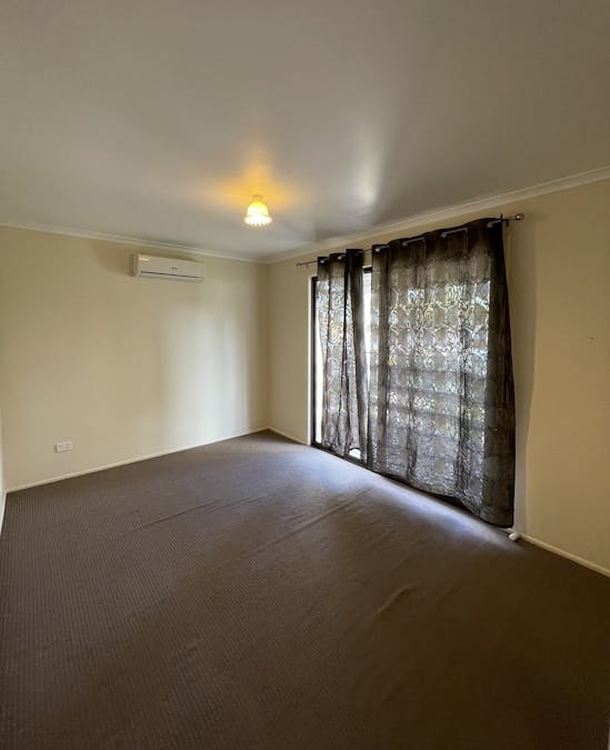 5 Hallinan Court, Dalby, QLD, 4405 - Image 8