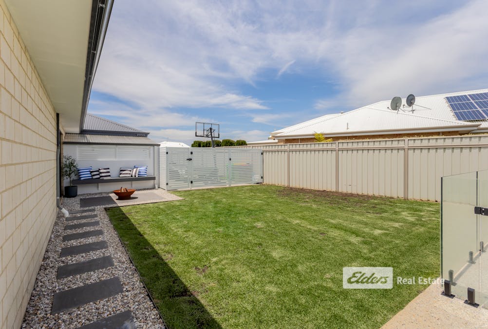 12 Libra Way, Australind, WA, 6233 - Image 29