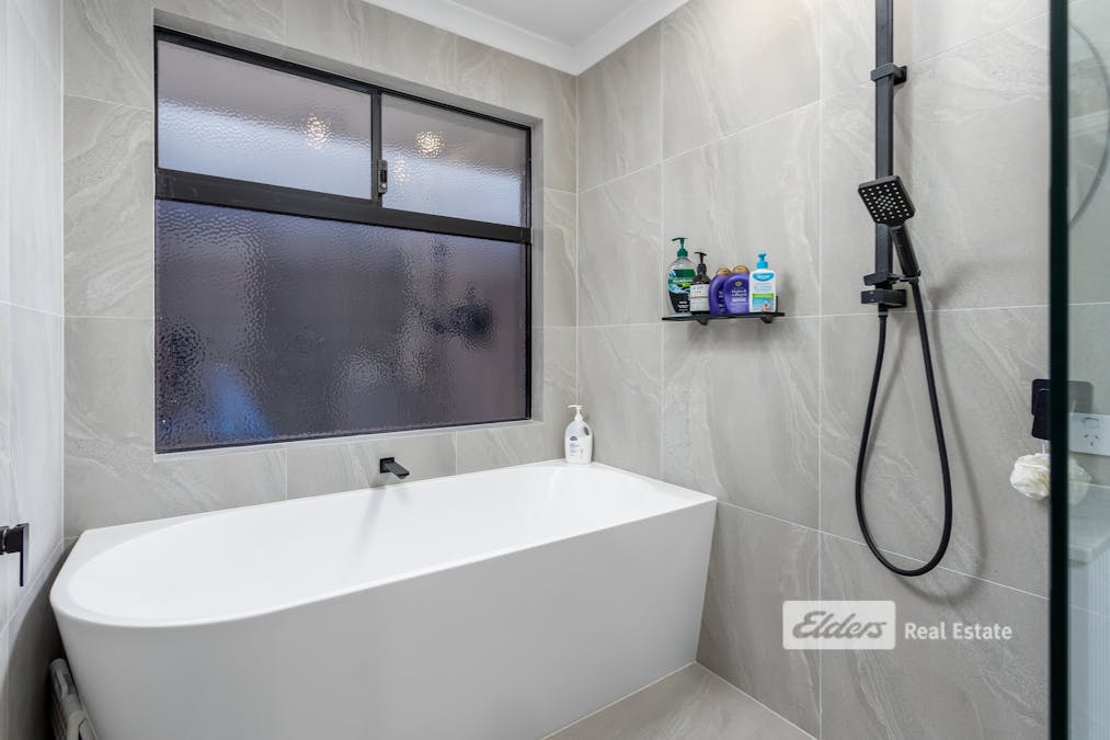 12 Libra Way, Australind, WA, 6233 - Image 20