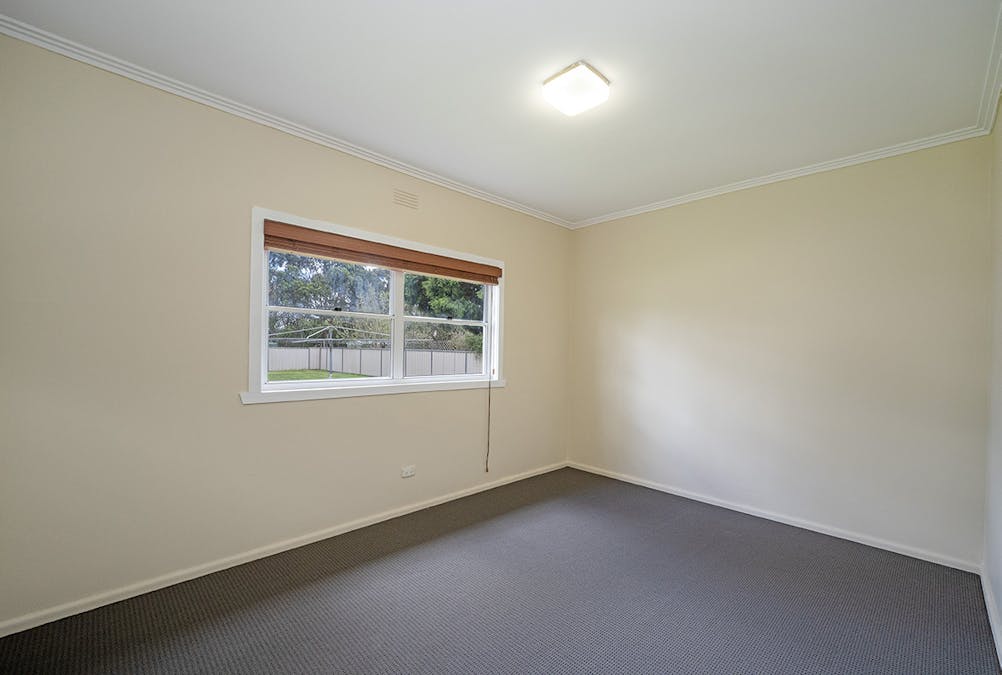 24 Wedge Street, Hamilton, VIC, 3300 - Image 10
