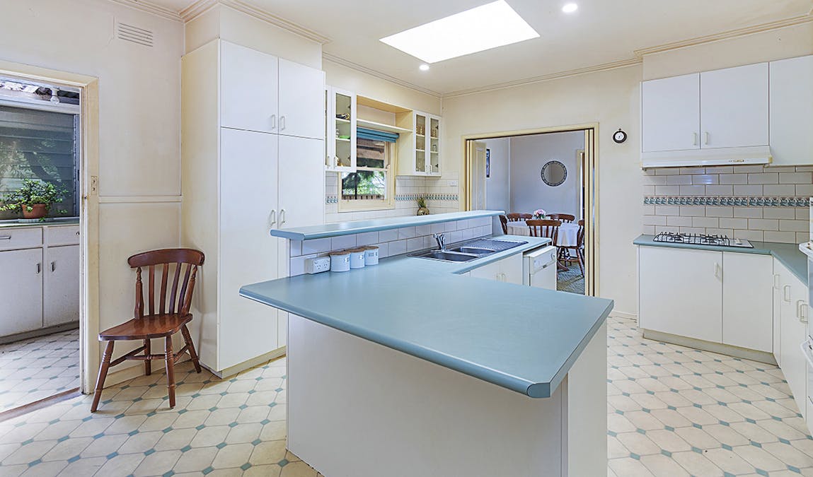 24 Wedge Street, Hamilton, VIC, 3300 - Image 3