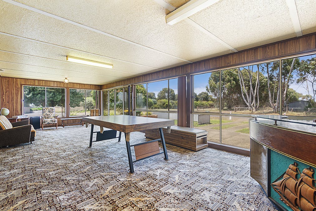 24 Wedge Street, Hamilton, VIC, 3300 - Image 8