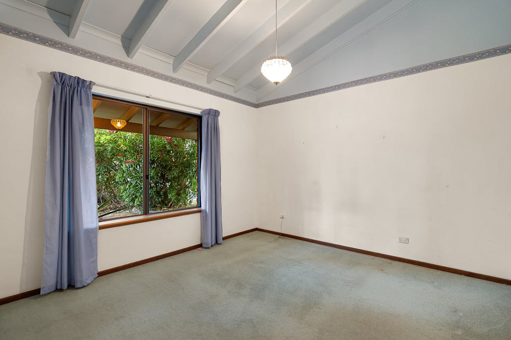 68 McLarty Road, Halls Head, WA, 6210 - Image 17