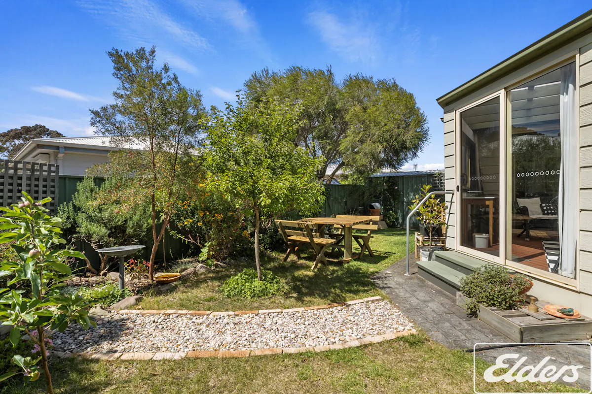 21 Rosetta/1-27 Maude Street — photo 20 of 27