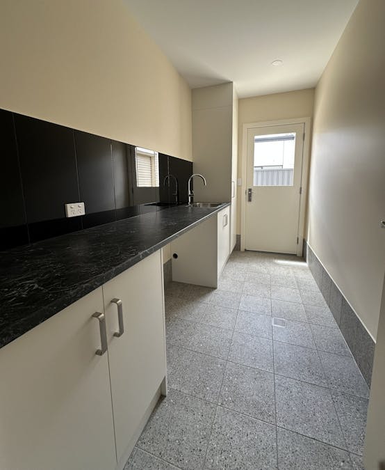 3 White Hut Road, Clare, SA, 5453 - Image 5