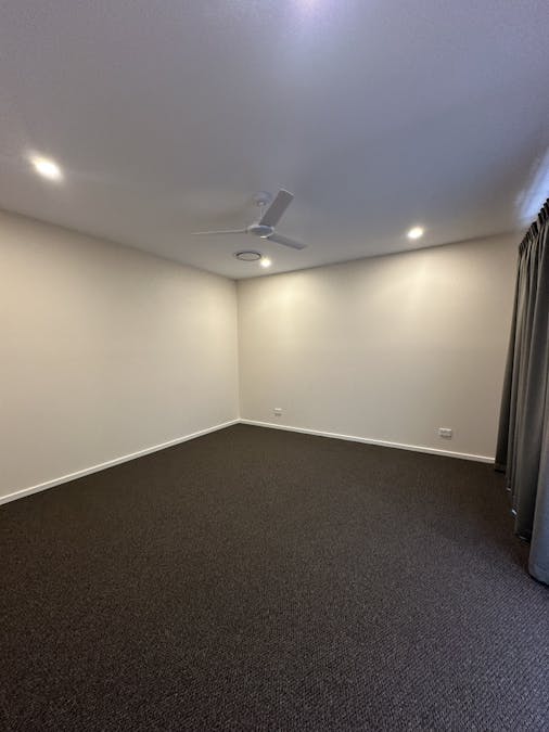 3 White Hut Road, Clare, SA, 5453 - Image 6