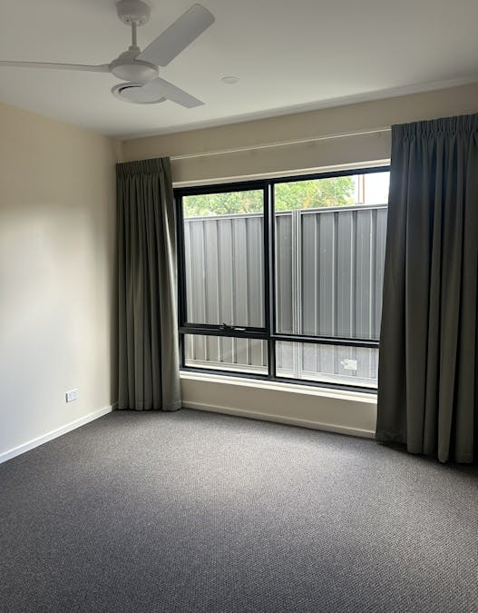 3 White Hut Road, Clare, SA, 5453 - Image 4