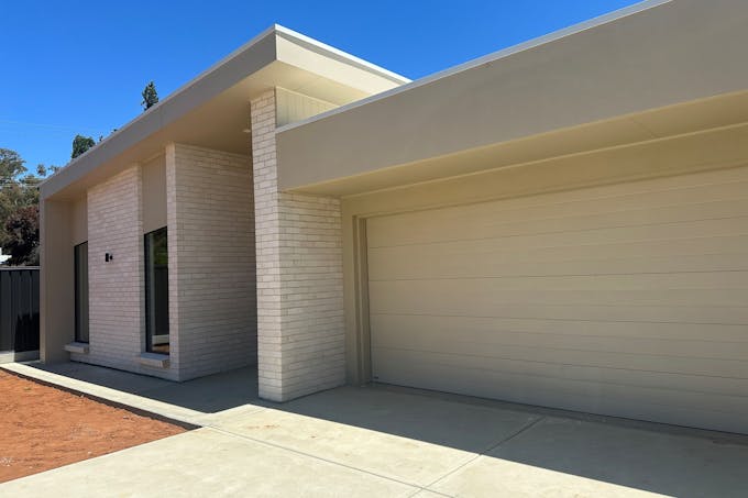 3 White Hut Road, Clare, SA, 5453 - Image 1