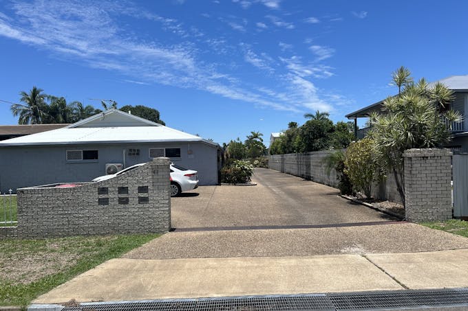 1/47 Sycamore Street, Pimlico, QLD, 4812 - Image 1