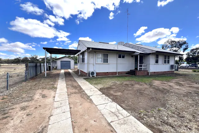 117 Jerilderie Street — photo from Elders Real Estate Finley