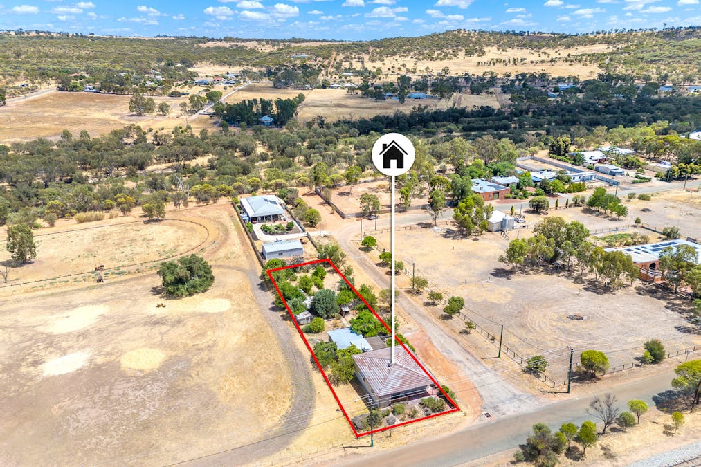 54 Burlong Road, Northam, WA, 6401 - Image 31