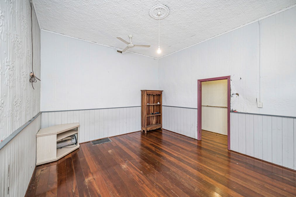 44 Lefroy Street, Moora, WA, 6510 - Image 6