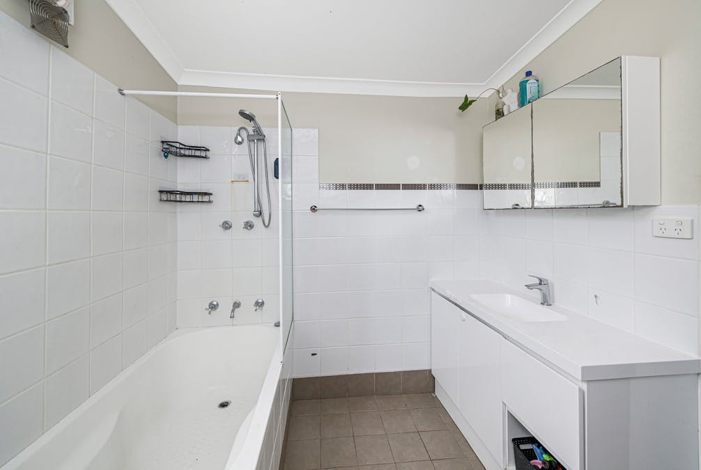 44 Lefroy Street, Moora, WA, 6510 - Image 9