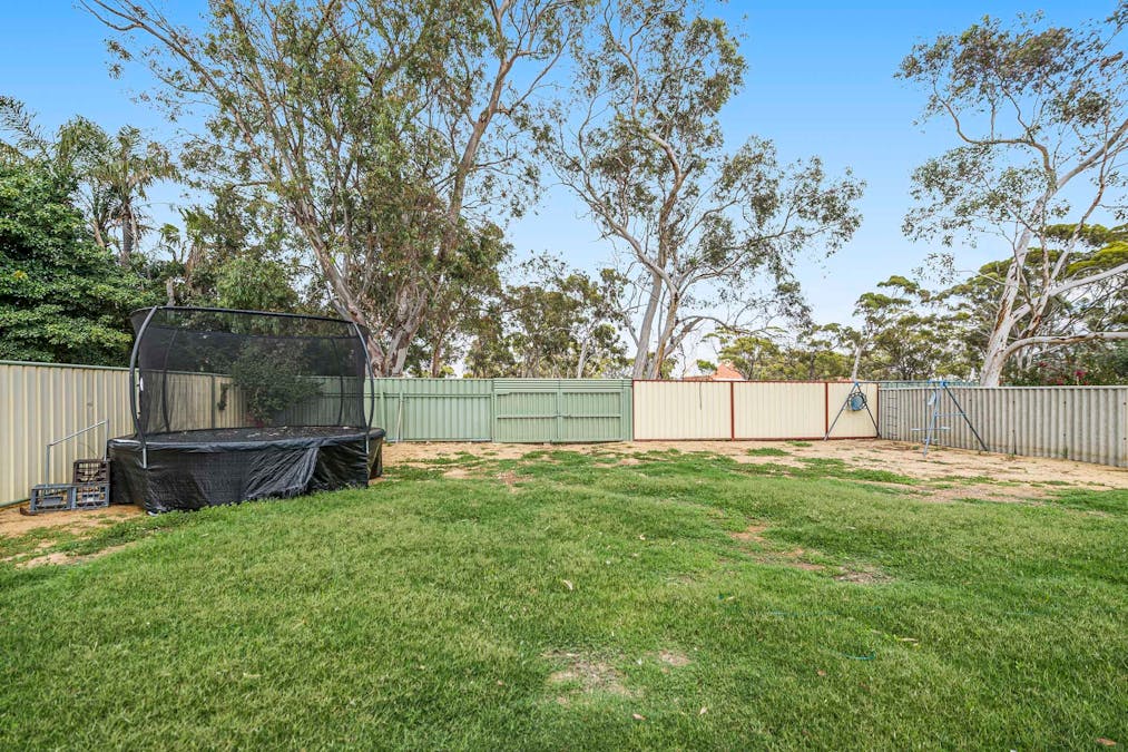 44 Lefroy Street, Moora, WA, 6510 - Image 15