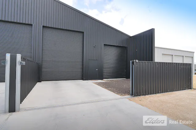 17a White Street — photo from Elders Real Estate Robe