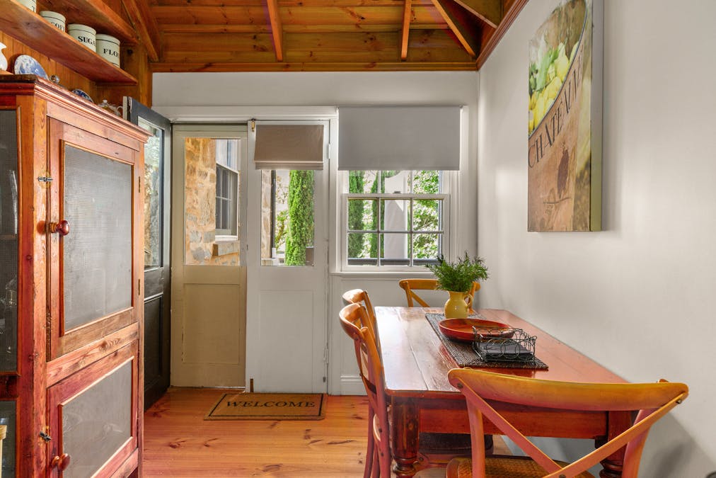 18 Victoria Road, Clare, SA, 5453 - Image 16