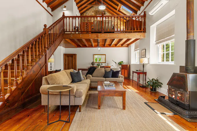 18 Victoria Road, Clare, SA, 5453 - Image 1