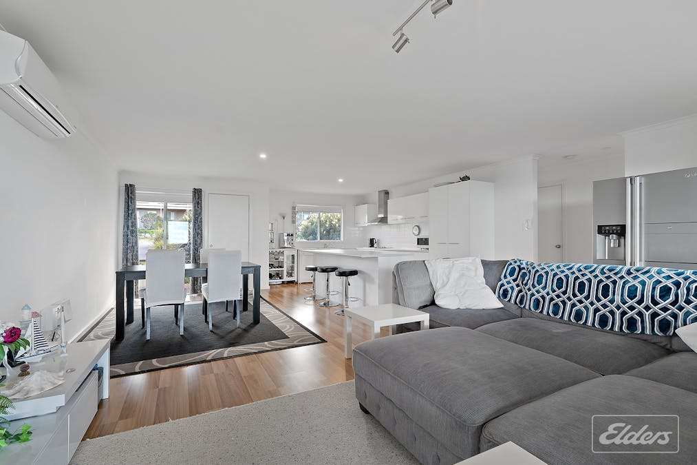 16 Stone Hut Circuit, Encounter Bay, SA, 5211 - Image 3