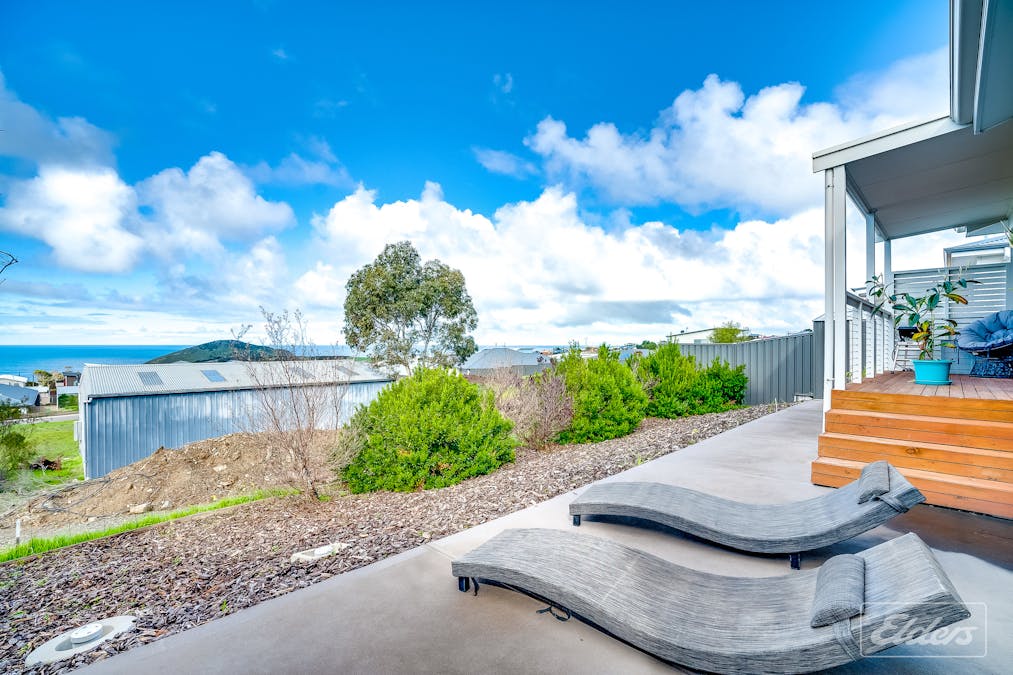 16 Stone Hut Circuit, Encounter Bay, SA, 5211 - Image 12