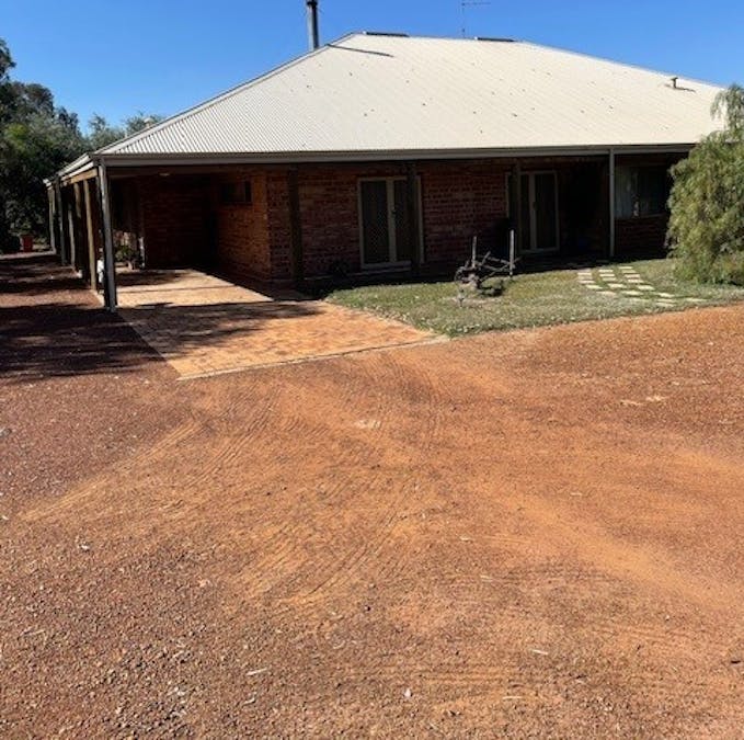 2A Osnaburg Road, York, WA, 6302 - Image 3