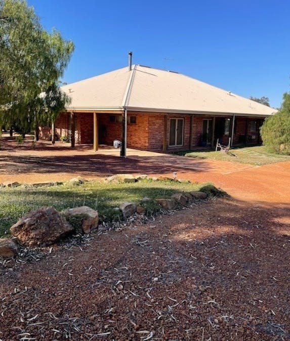 2A Osnaburg Road, York, WA, 6302 - Image 2