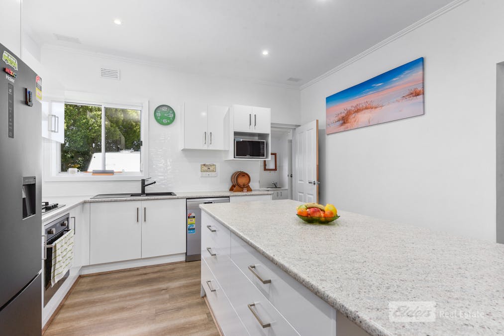 1 McMorron Street, Millicent, SA, 5280 - Image 7