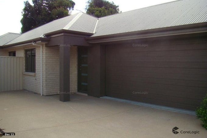 Villa 3/18-22 Leworthy Street, Victor Harbor, SA, 5211 - Image 1