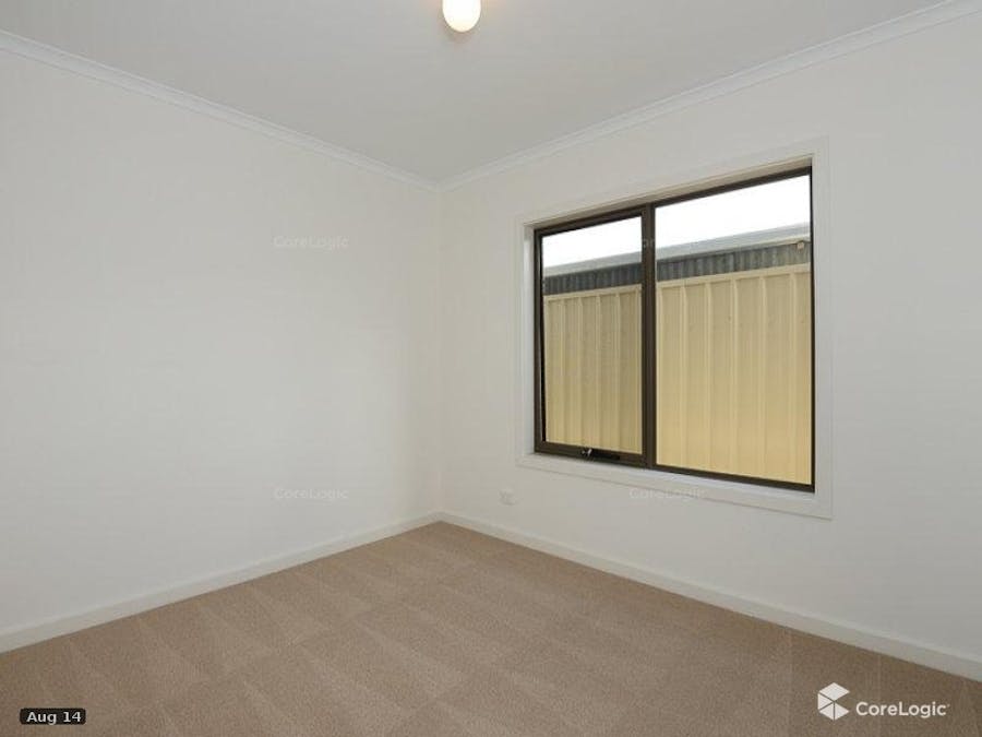 Villa 3/18-22 Leworthy Street, Victor Harbor, SA, 5211 - Image 6