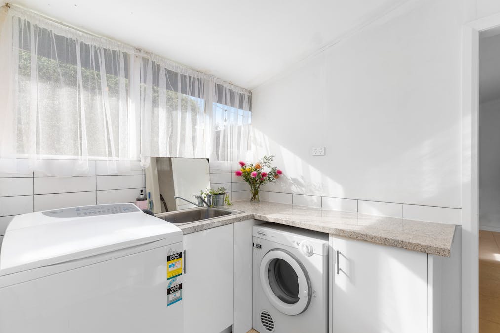 82 Bertha Street, Mount Gambier, SA, 5290 - Image 10