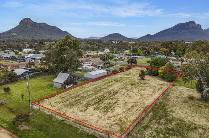 7-9 Parker Street, Dunkeld, VIC, 3294 - Image 1