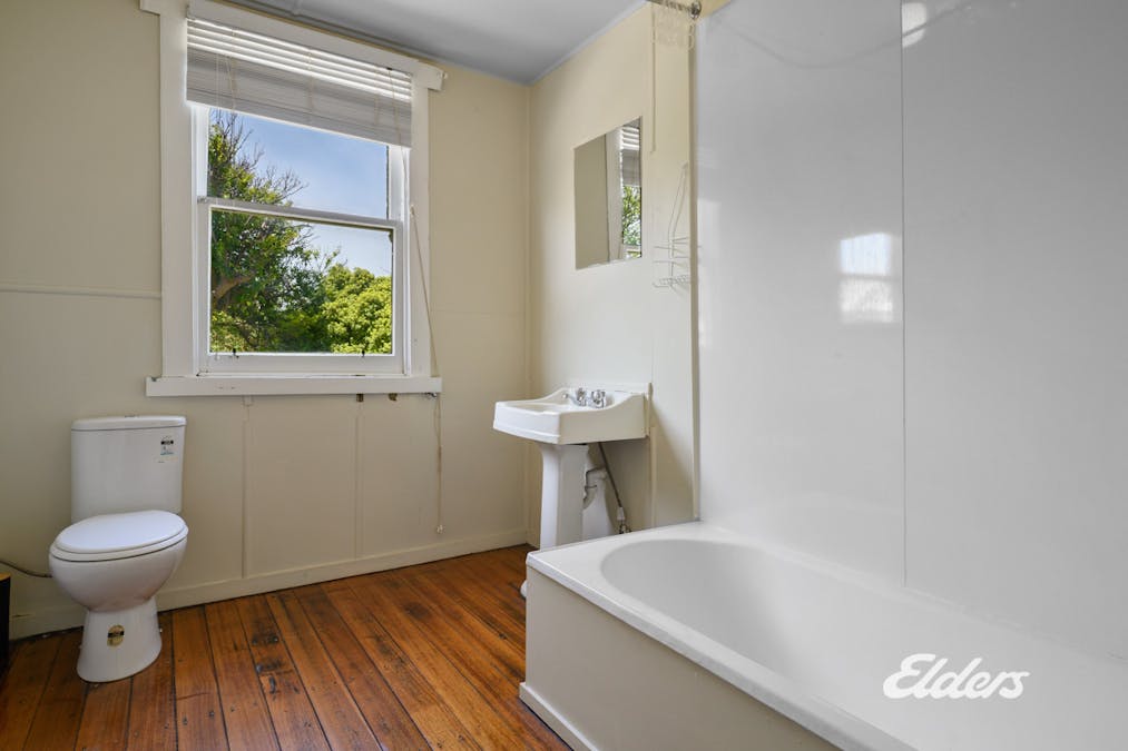 21 Hale Street, Stanley, TAS, 7331 - Image 12