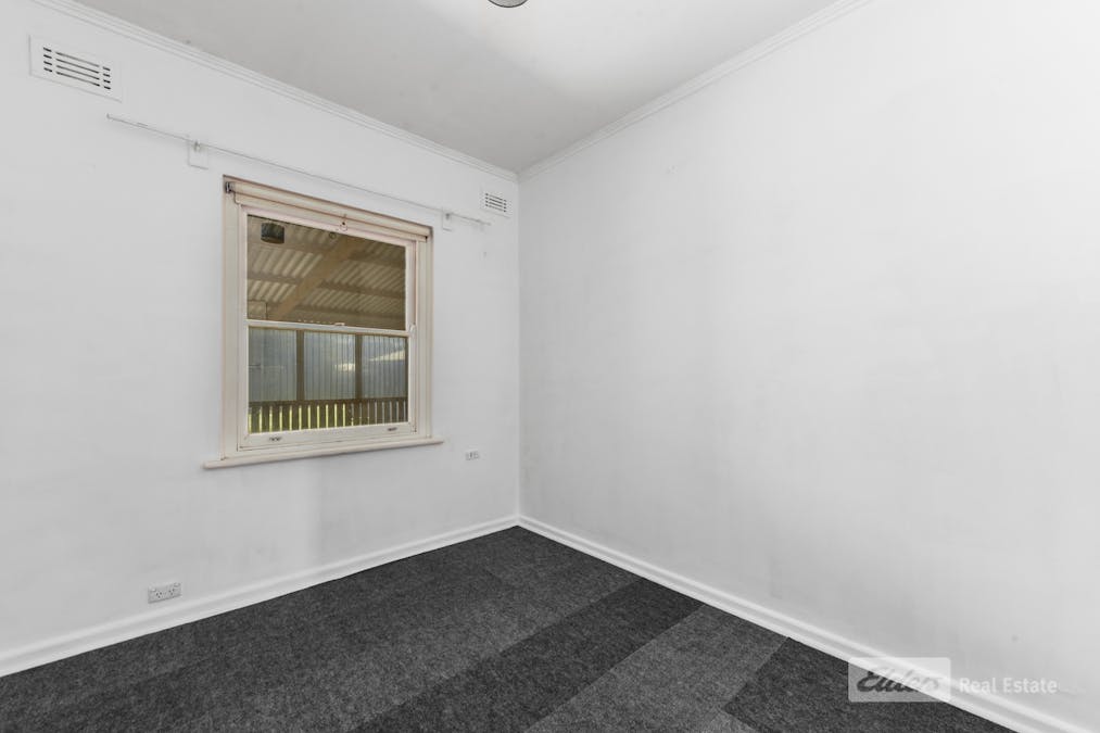 8 Playford Street, Millicent, SA, 5280 - Image 5